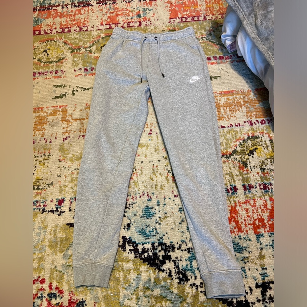 Grey Nike sweatpants size small